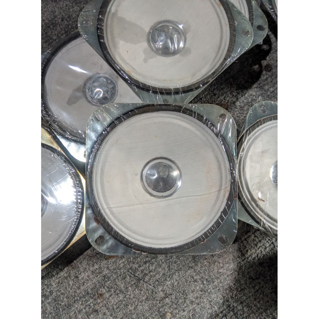 Speaker Middle 4inch bekas normal ukuran 10cm