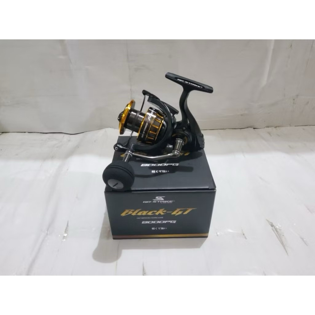 Reel versus gostrike black GT 8000 PG