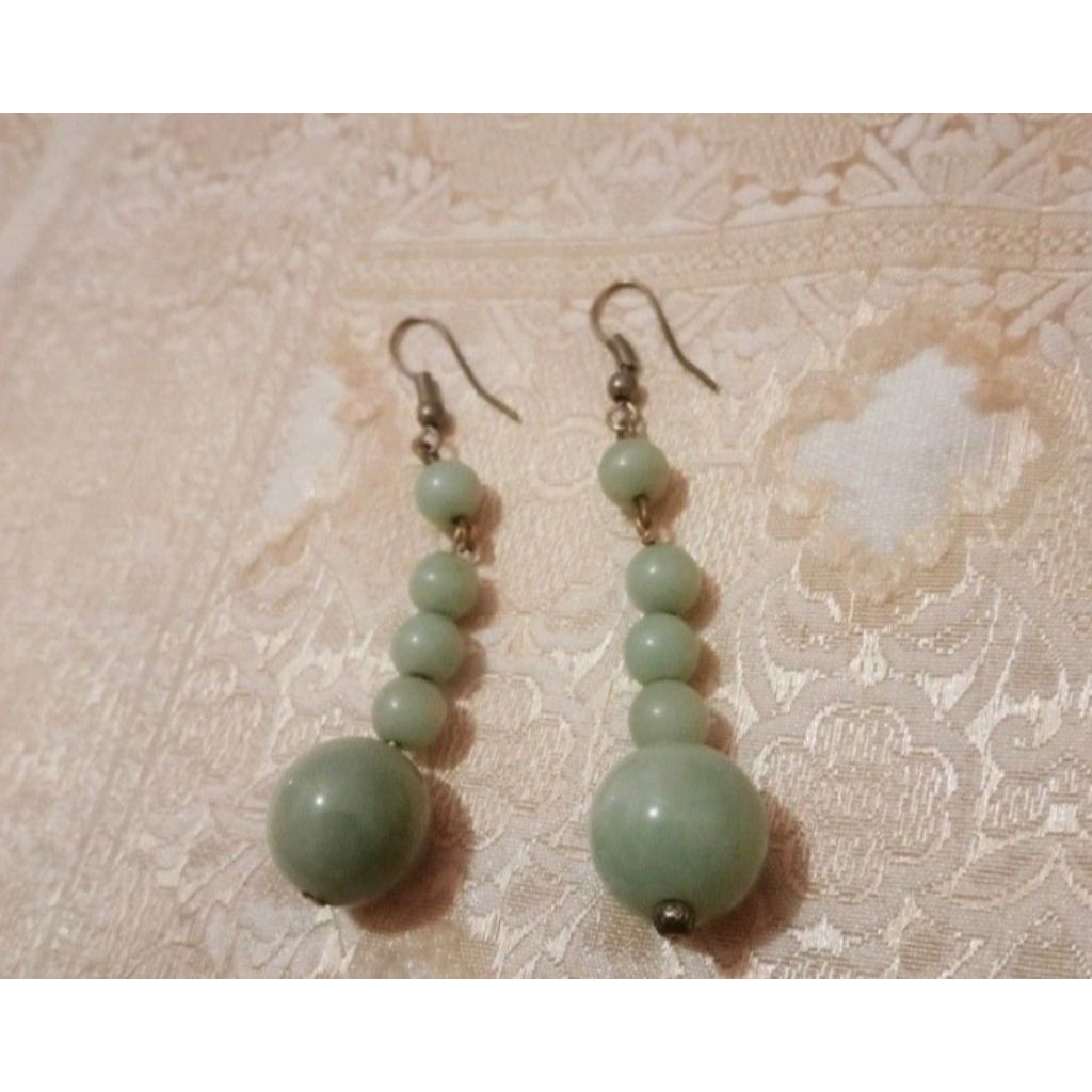 Anting-anting Batu Preloved