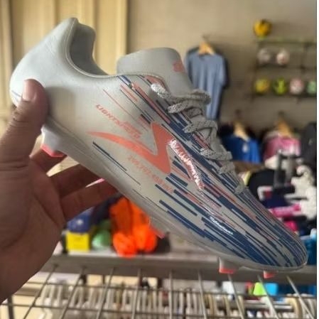 specs accelerator lightspeed reborn fg