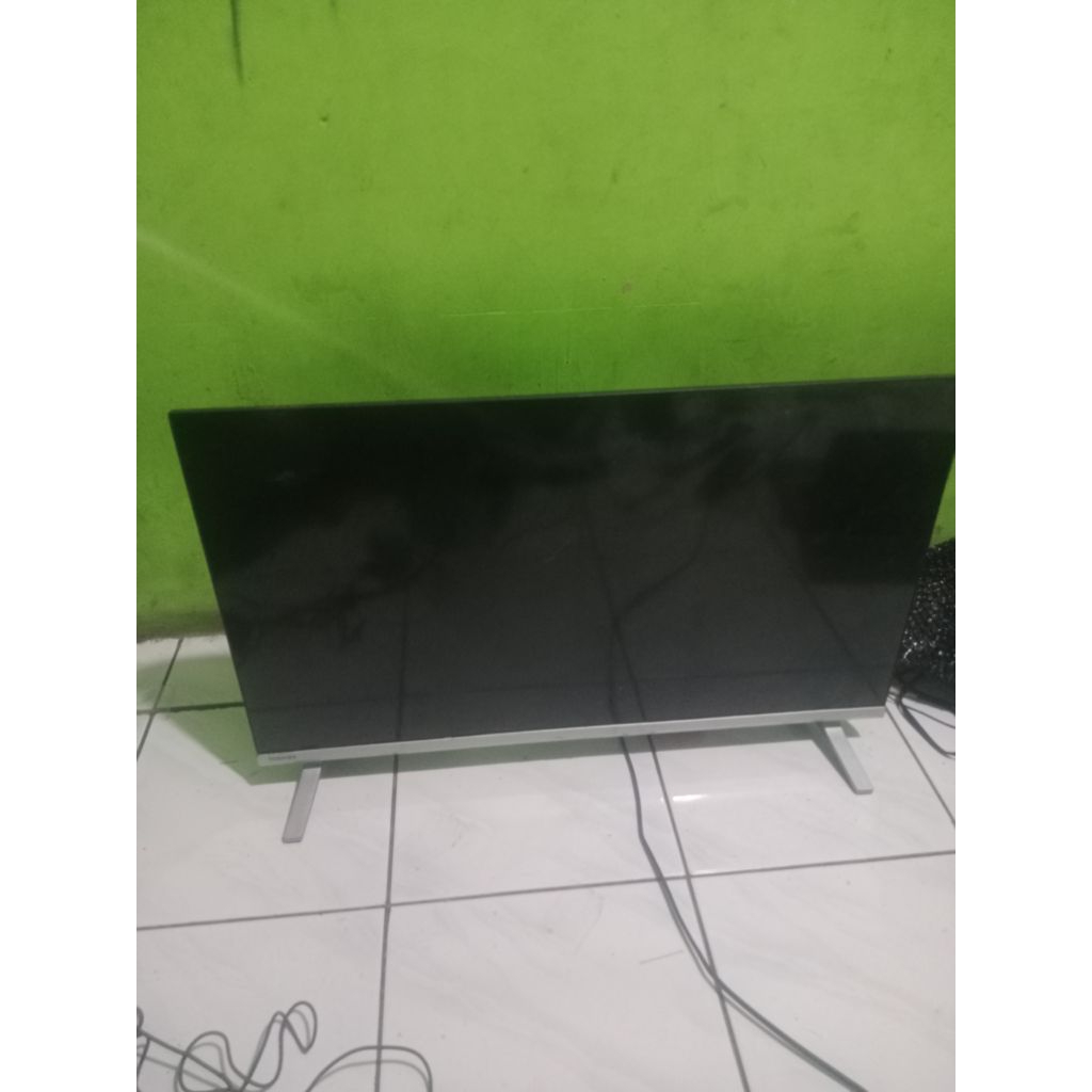 TV TOSHIBA 32inc (digital) minus LCD