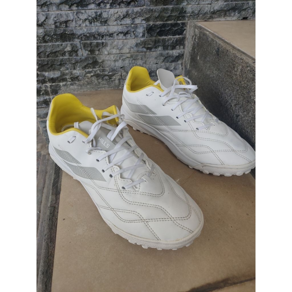 Sepatu Mini Soccer Mills Enzo TF