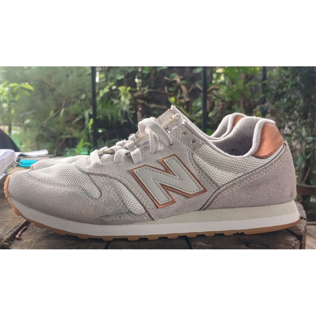 new balance 373