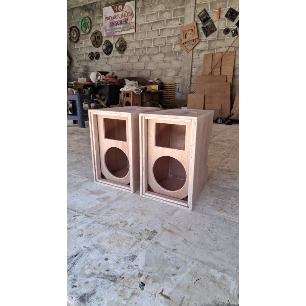 Box array 8 inch singel