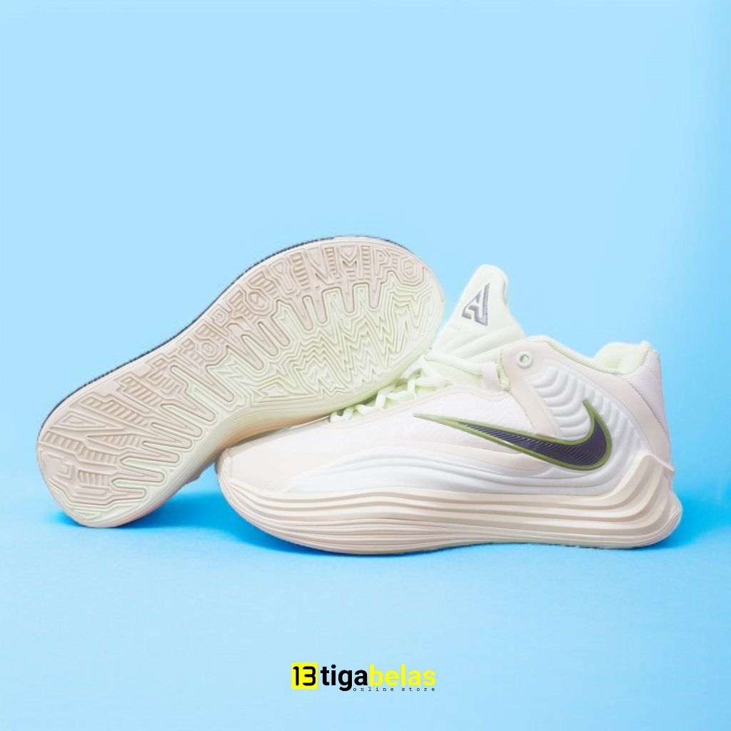 SEPATU NIKE FREAK 7 Spotlight