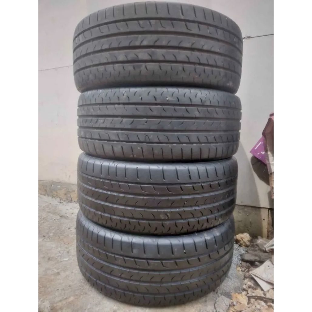Ban mobil R18 Ukuran 235/50/18 Second copotan
