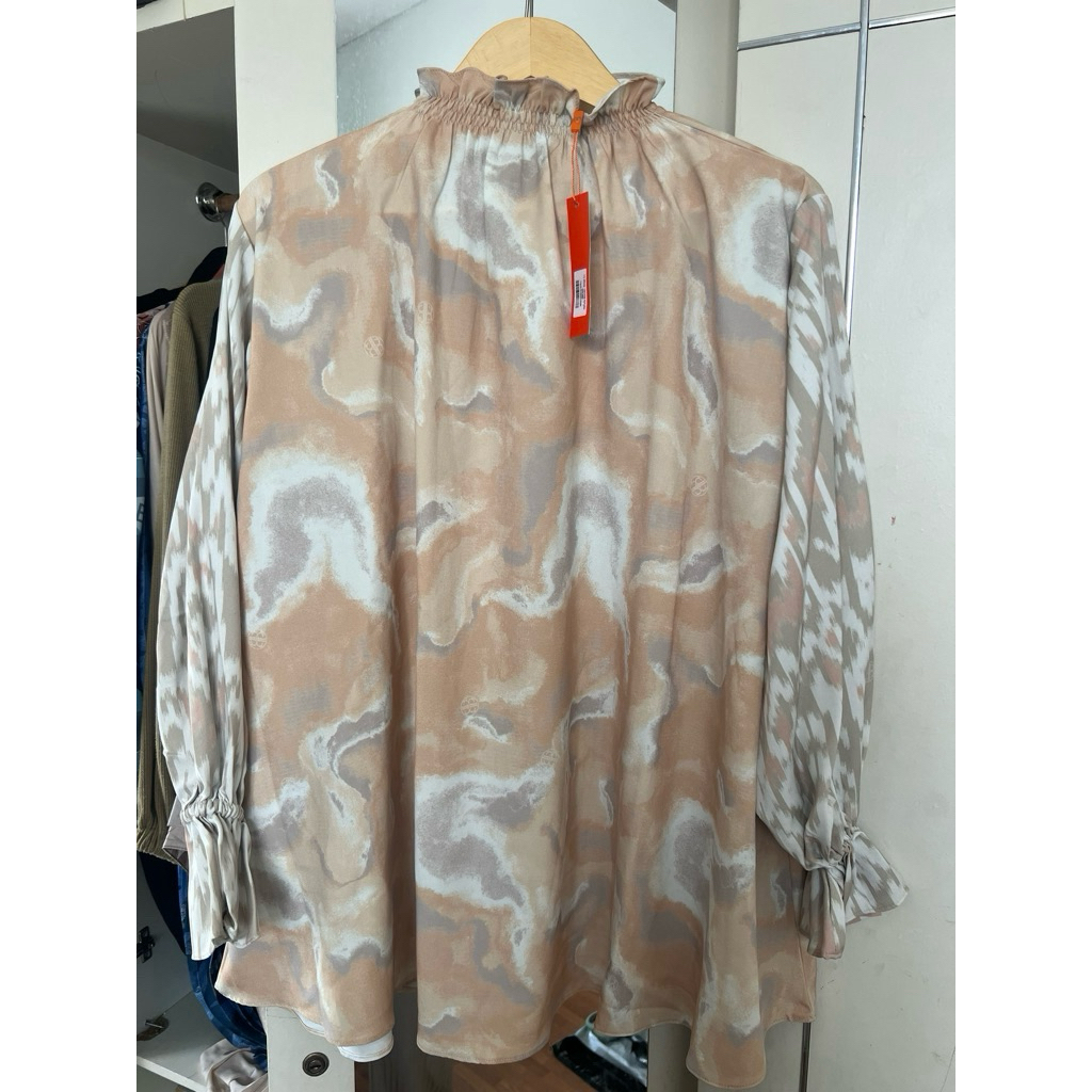 Preloved Nada puspita blouse