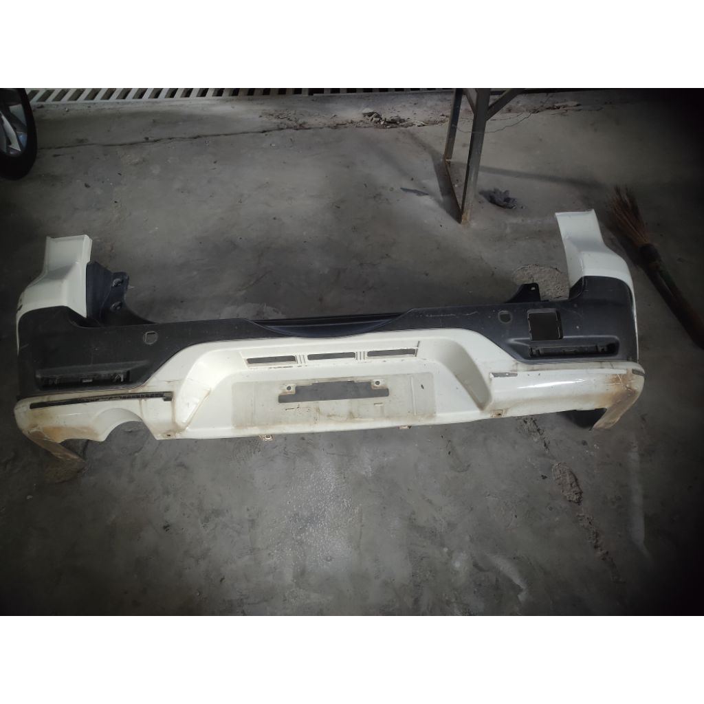 bumper belakang Toyota Rush 2015