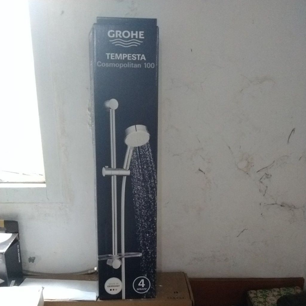 grohe tempesta 100 shower rail set 4 sprays hendshower grohe