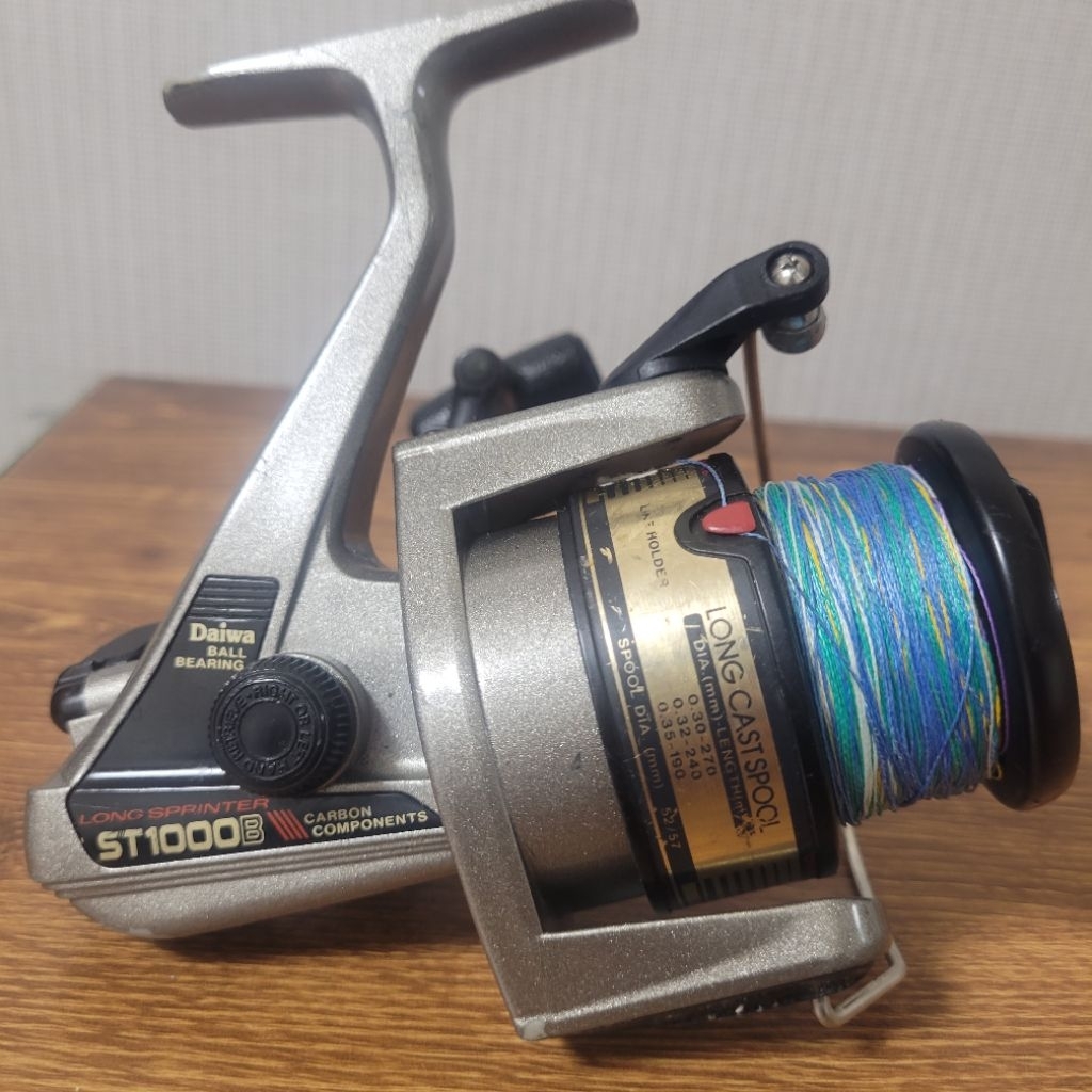 reel spinning daiwa long sprinter st 1000 b (d-107)