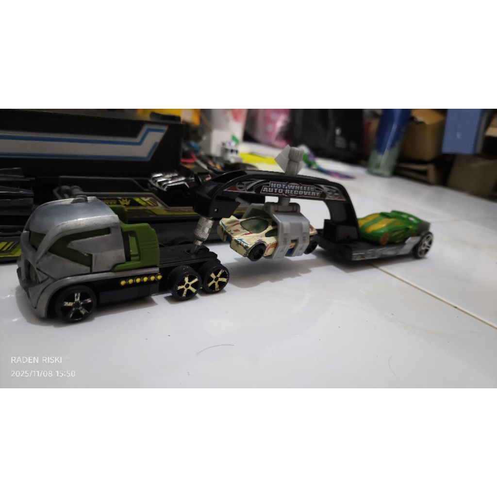 hotwheels truck hauler link