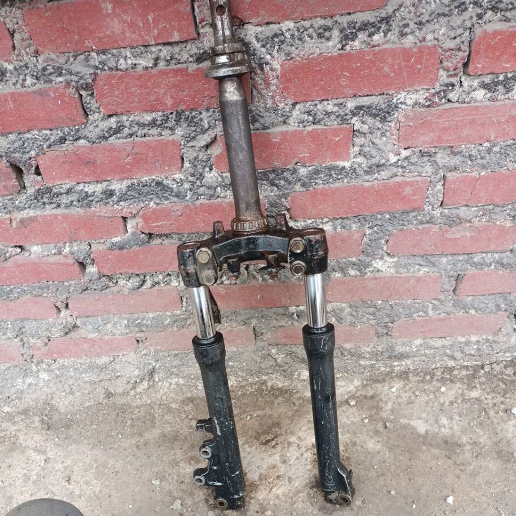 shockbreaker set spin 125 bekas original