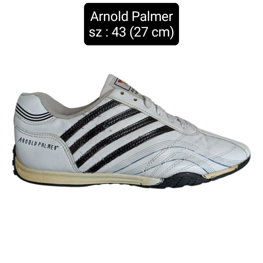 Sepatu Arnold Palmer