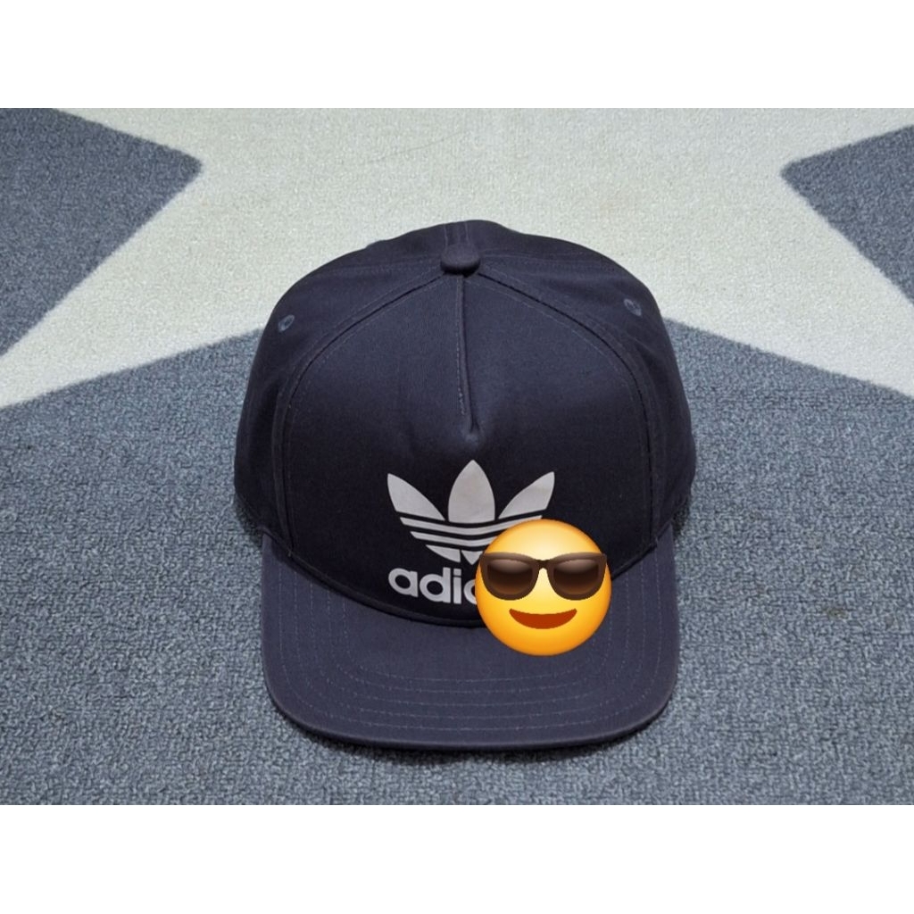 topi snapback bunga big logo original bekas preloved