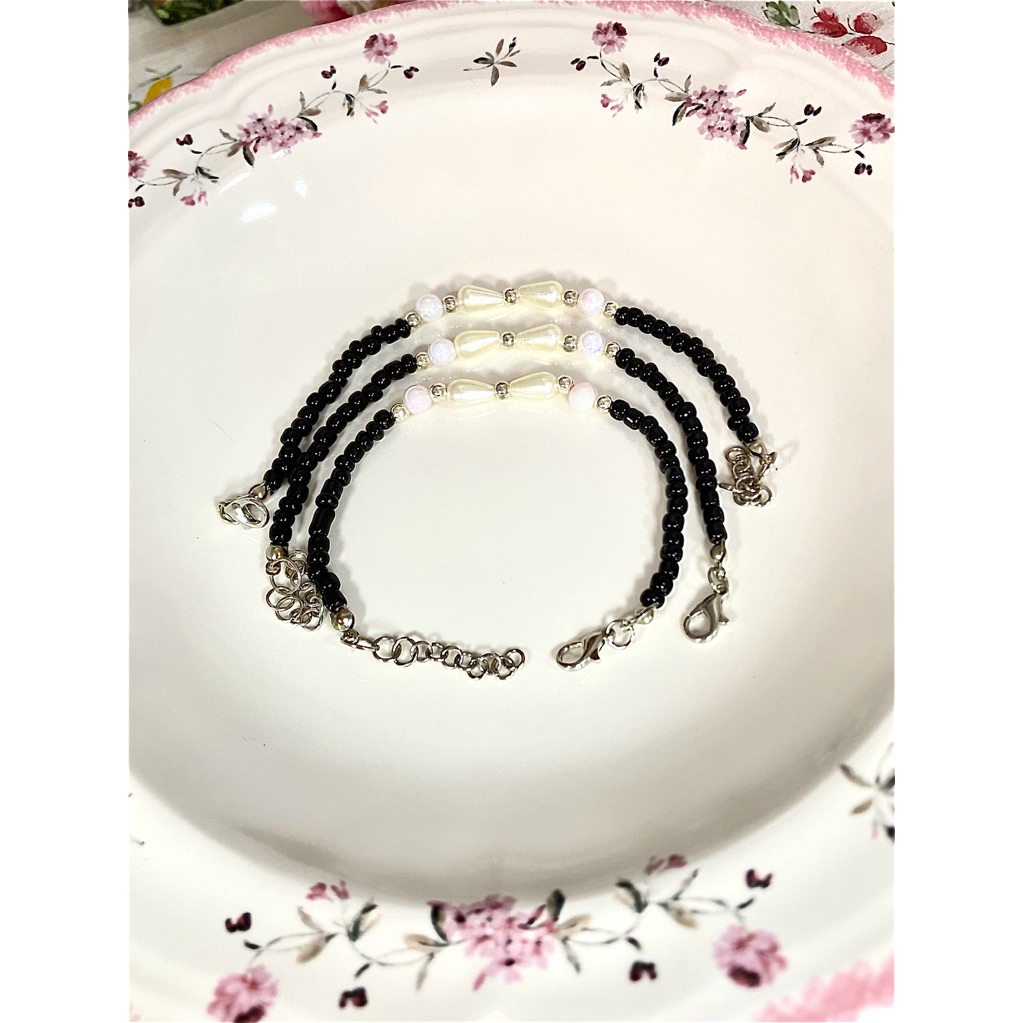 TERMURAH Gelang manik elegan mutiara putih manik hitam