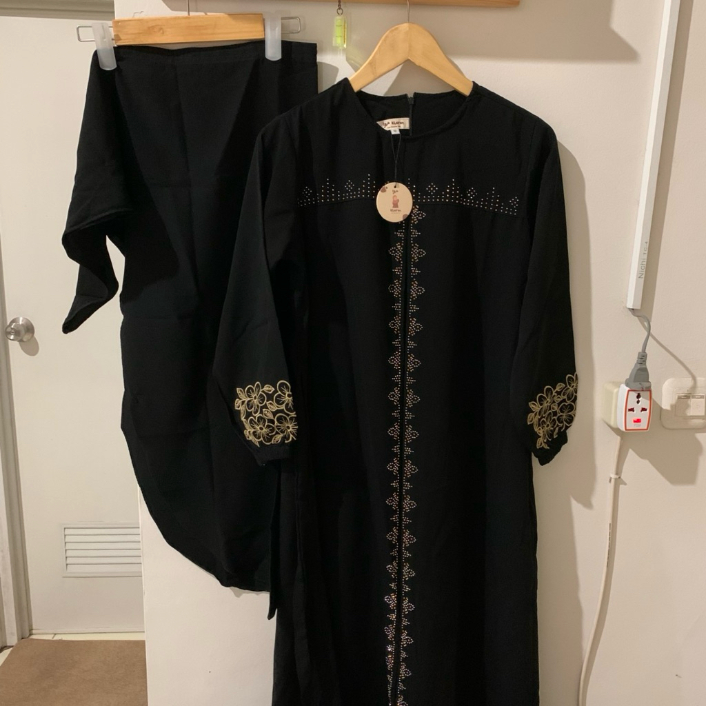 Gamis Abaya Hitam Anak Remaja Swarovski Bordir - Abaya Anak Remaja warna hitam - set abaya anak rema