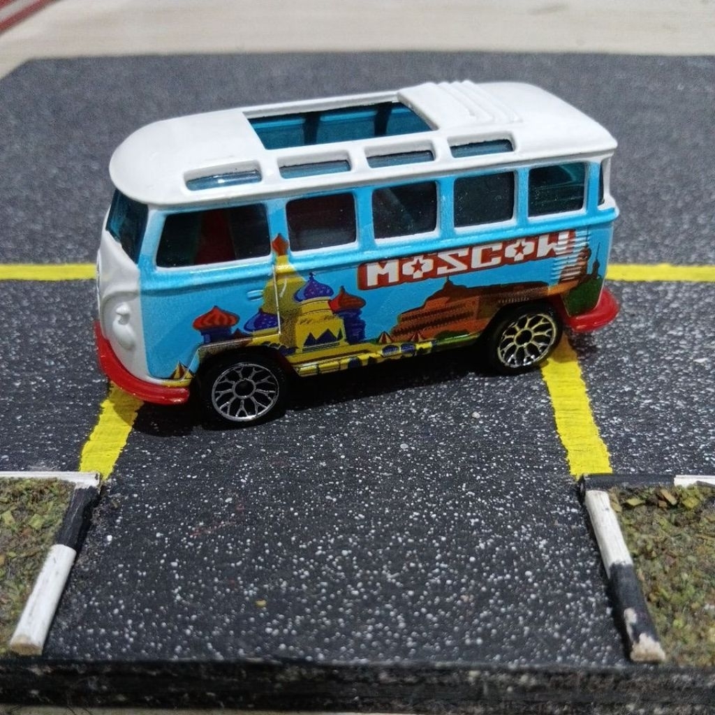 MATCHBOX VW TRANSPORTER MOSCOW (RARE)