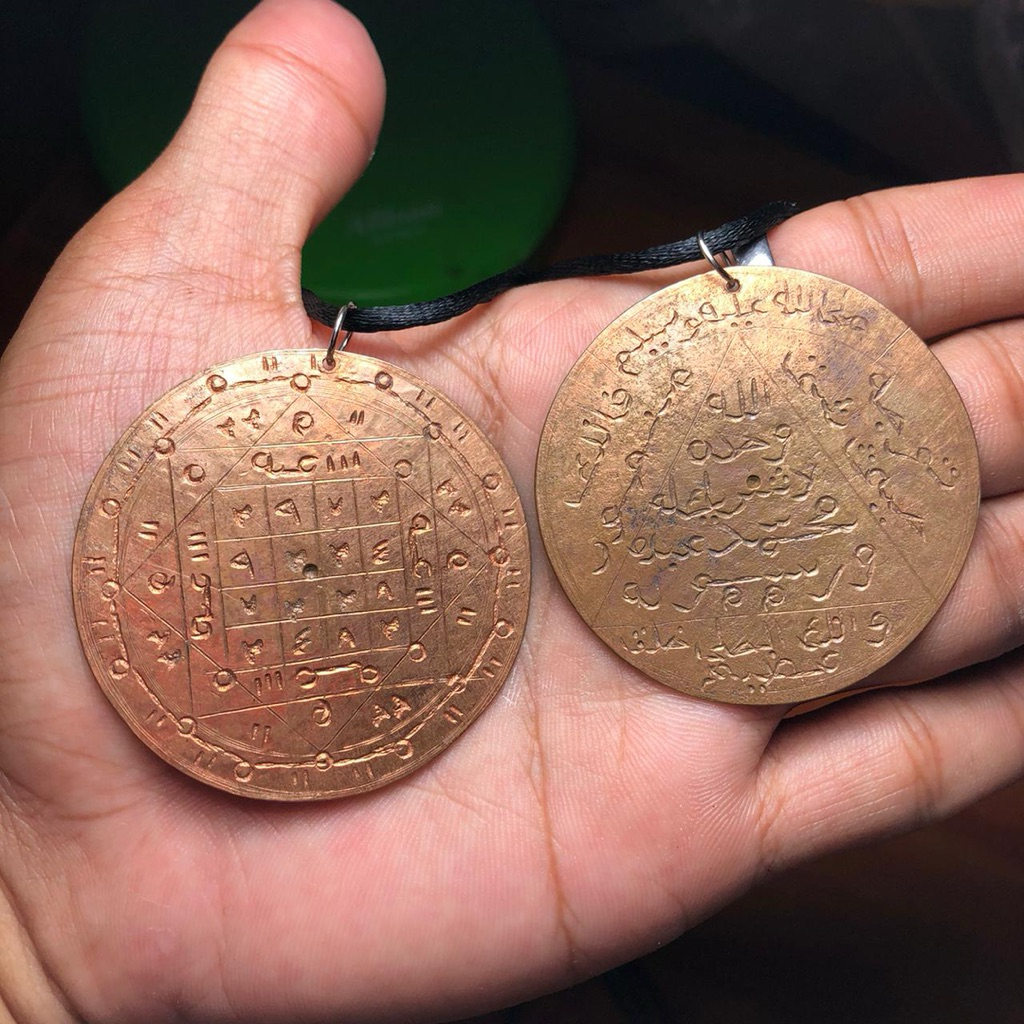 Liontin Ukir Kuningan Swasa Asli Kalimantan Selatan