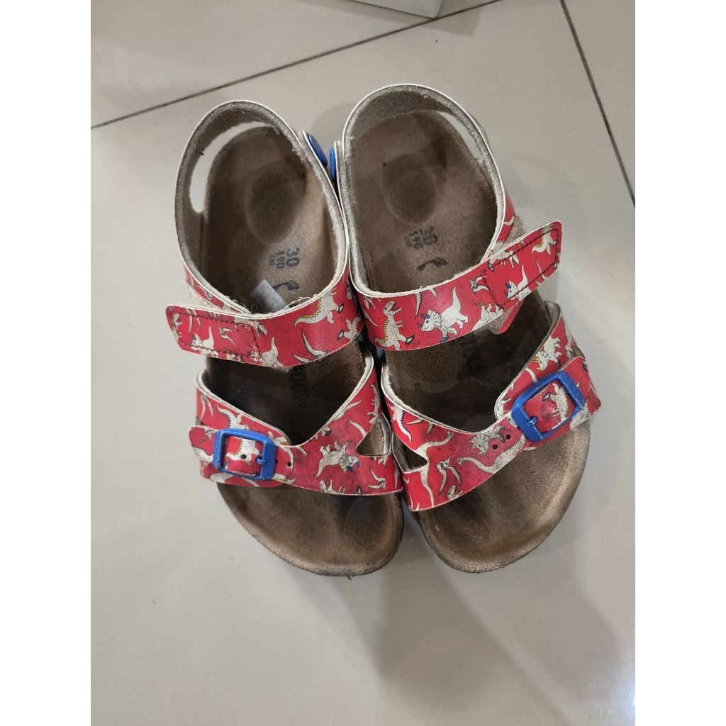Birkenstock anak perempuan (preloved)