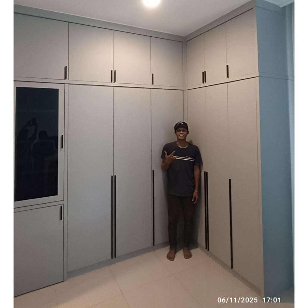 Custom Lemari Pakaian, Wardrobe, Walk-in closet HPL,  t 18mm | Anti Rayap & Jamur
