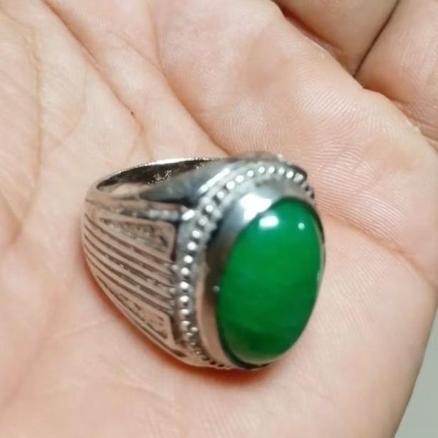 Cincin batu giok  hijau cina / batu akik giok hijaumurah