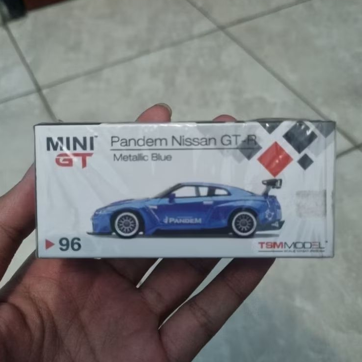 MINI GT R35 PANDEM METALLIC BLUE no 96