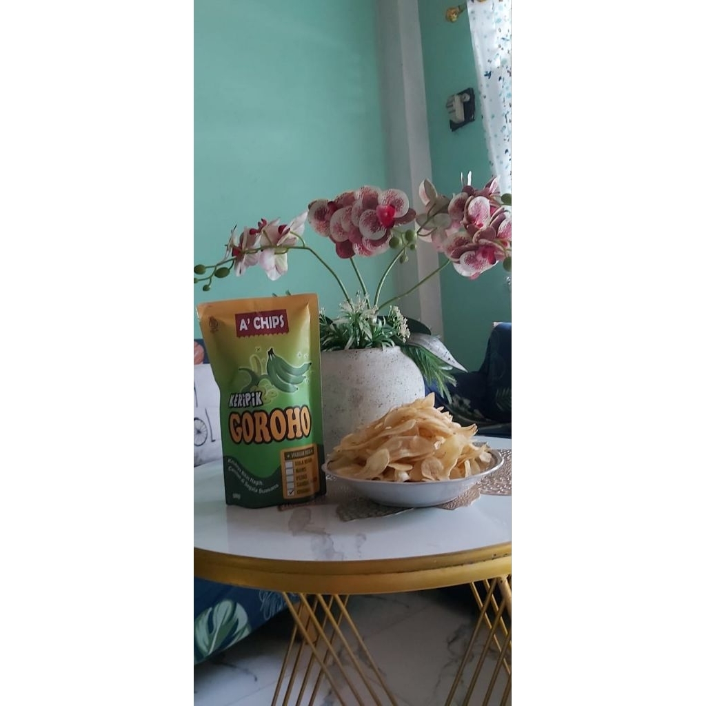 kripik pisang goroho khas Manado dgn varian rasa manis