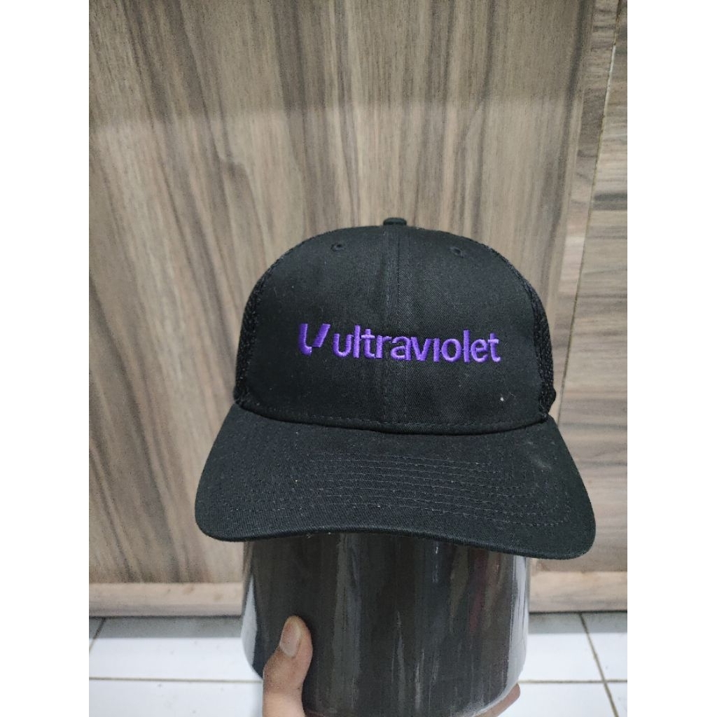 New era jaring topi ultraviolet