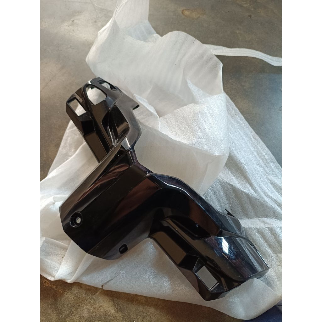 batok belakang / batok speedometer honda vario 125 old, original AHM