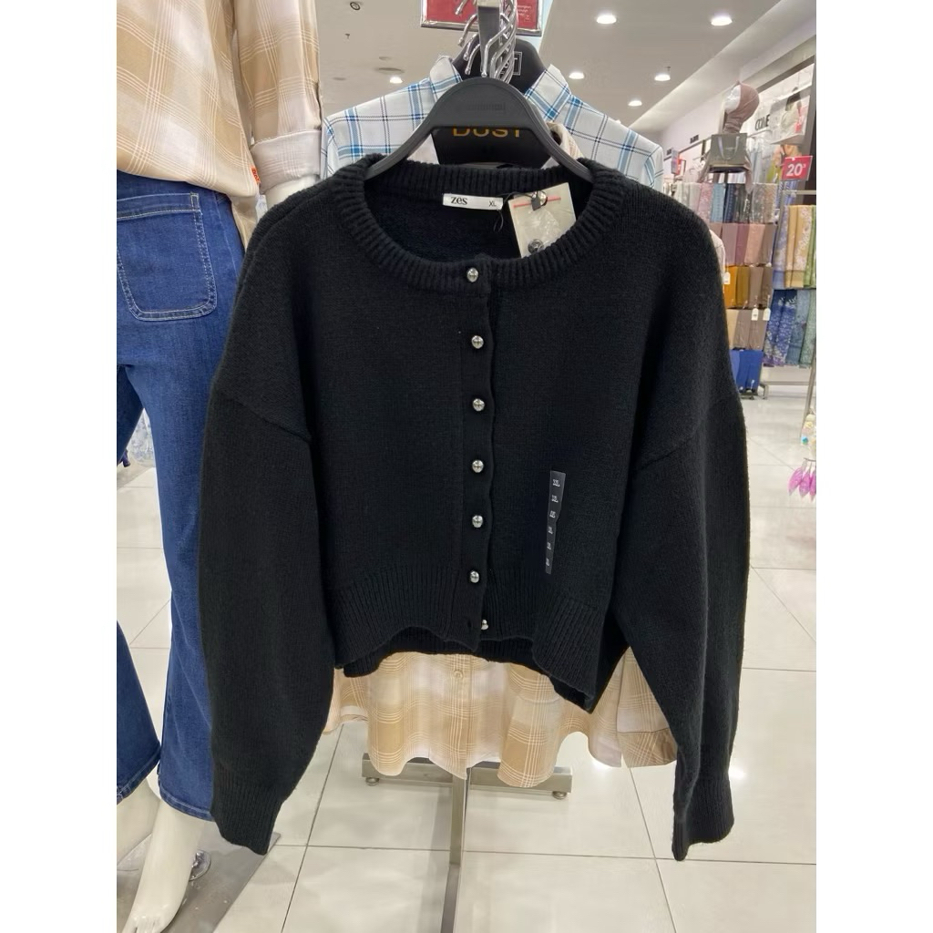 Preloved Cardigan Wanita Zes