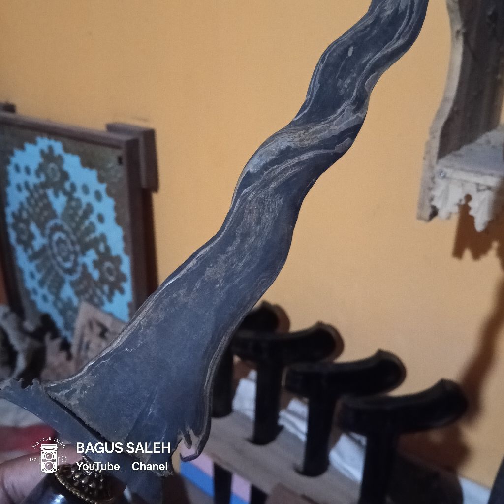 KERIS BUNTEL MAYIT WINGIT