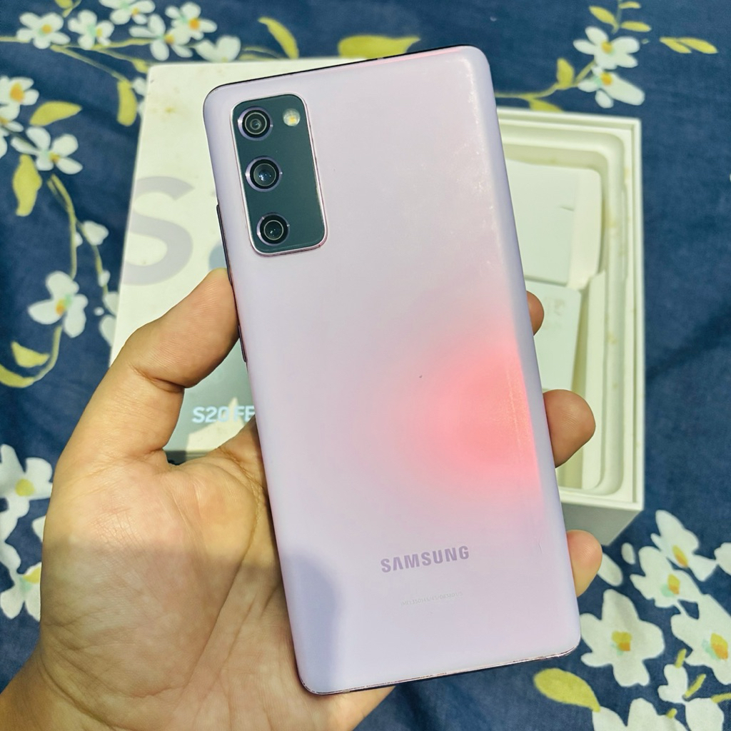 Samsung S20 FE 5G 8/256GB Bea Cukai