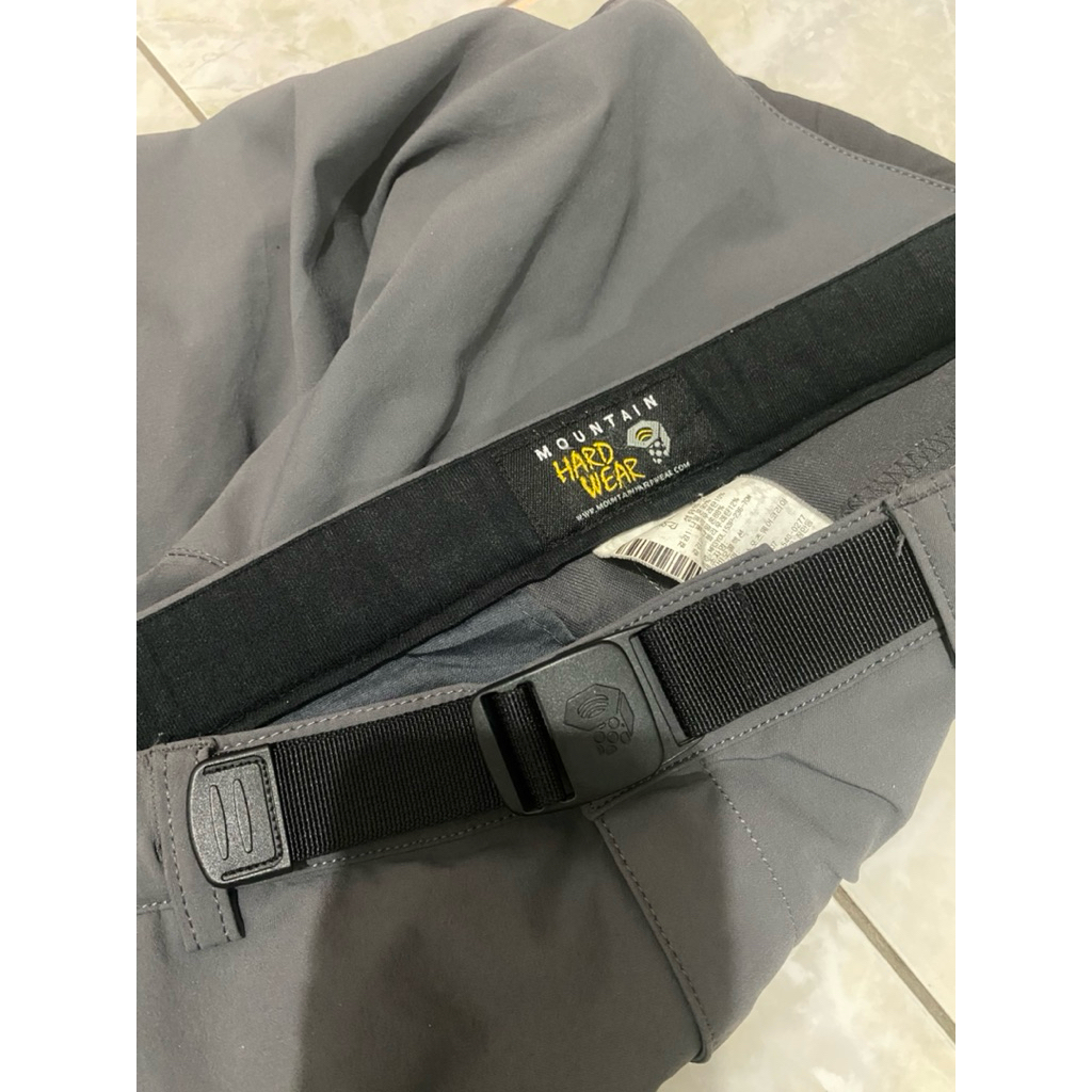 celana outdoor mountain hardwear second/preloved