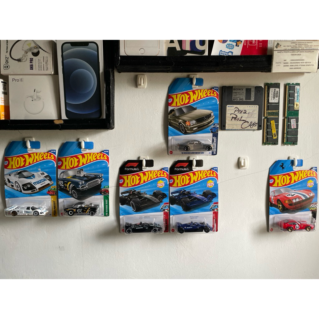 HotWheels Regular and Sth