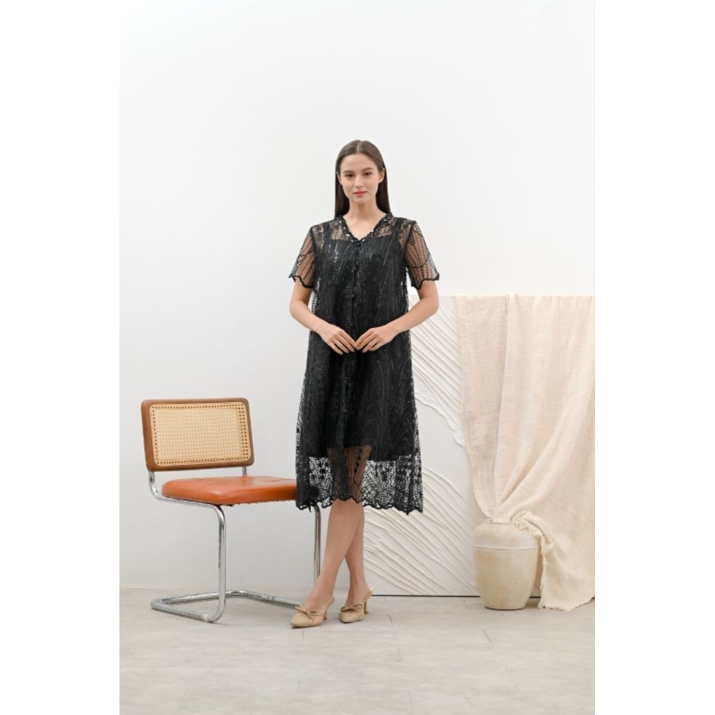 Outer Payet Leher V + Daleman