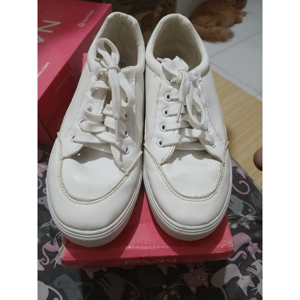 Sepatu Wanita Second