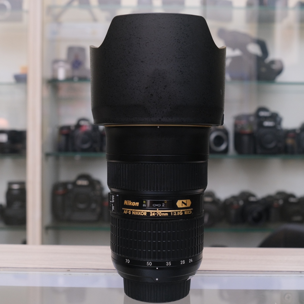 Lens nikon 24-70mm f2.8 NANO nikkor 24-70mm f2.8 Nano