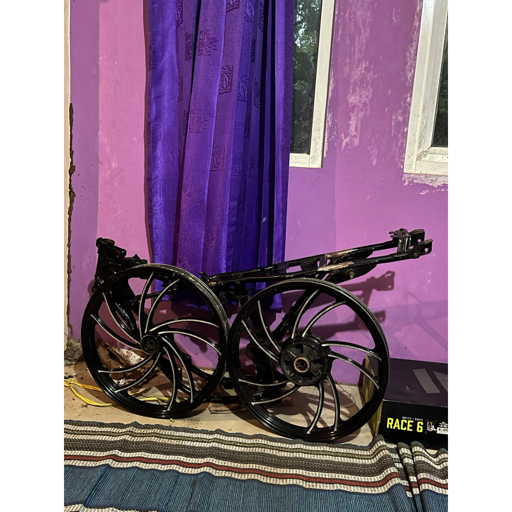 velg replika CEFIRO ring 18 rx king Set Ban D/B