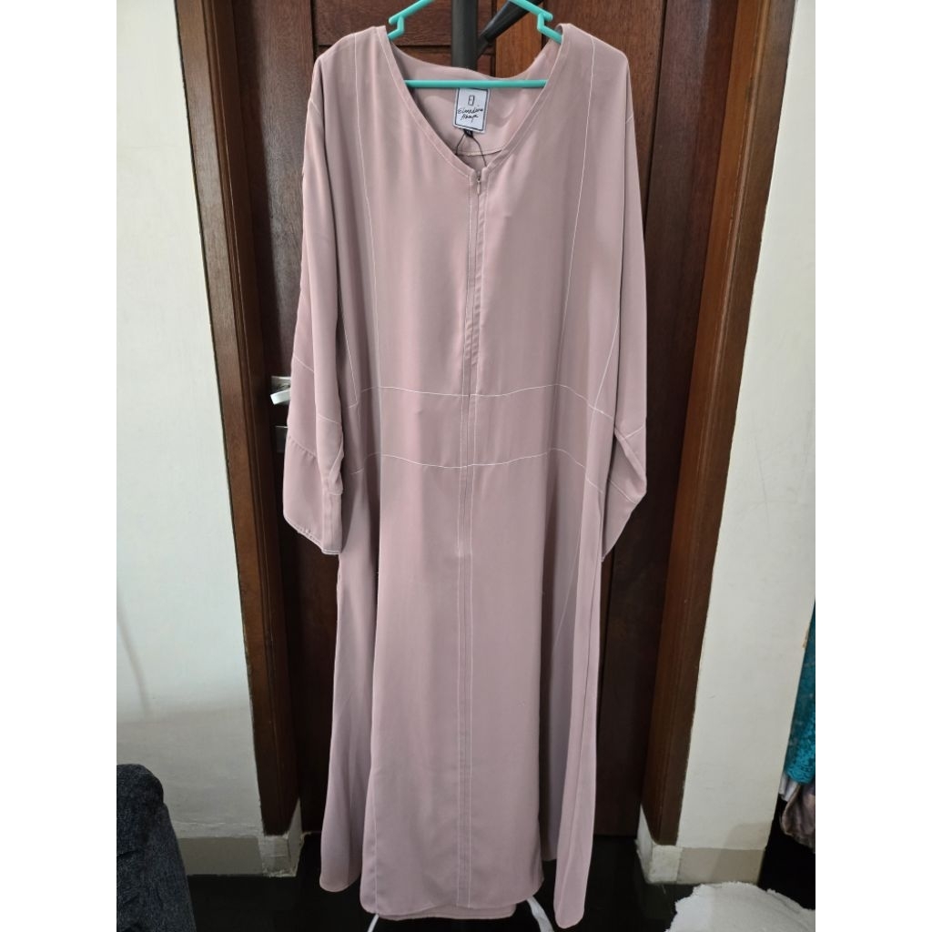 Stitch Abaya by Elmadina Size XS