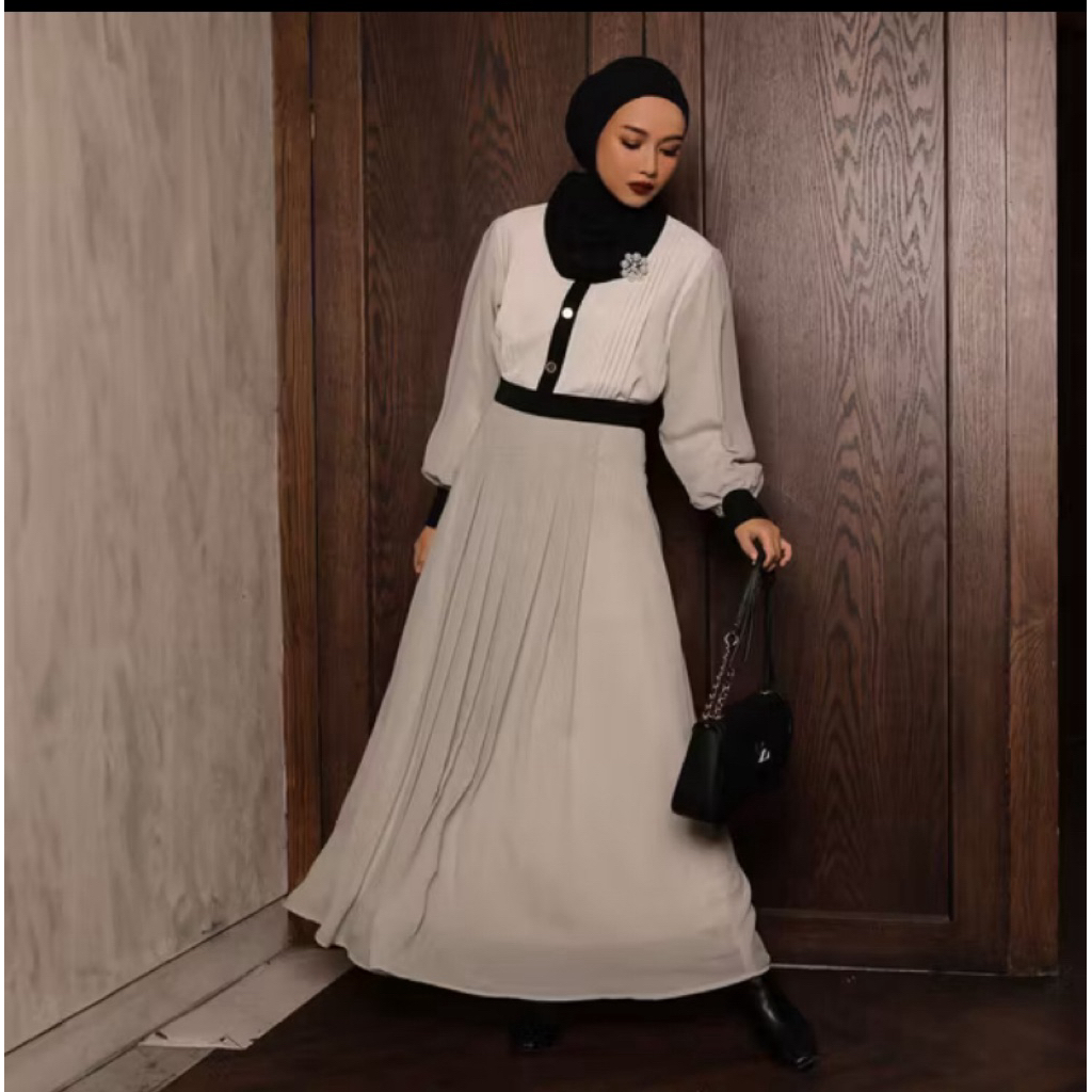 One set zaskia sungkar