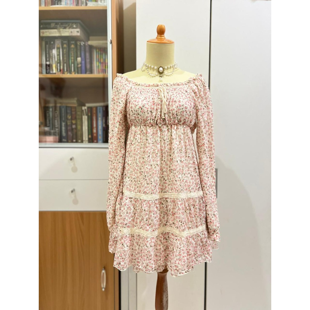 Brocade Floral Vintage Dress Pink Sabrina Kawaii Gyaru Himekaji Brukat Liz Lisa look a like