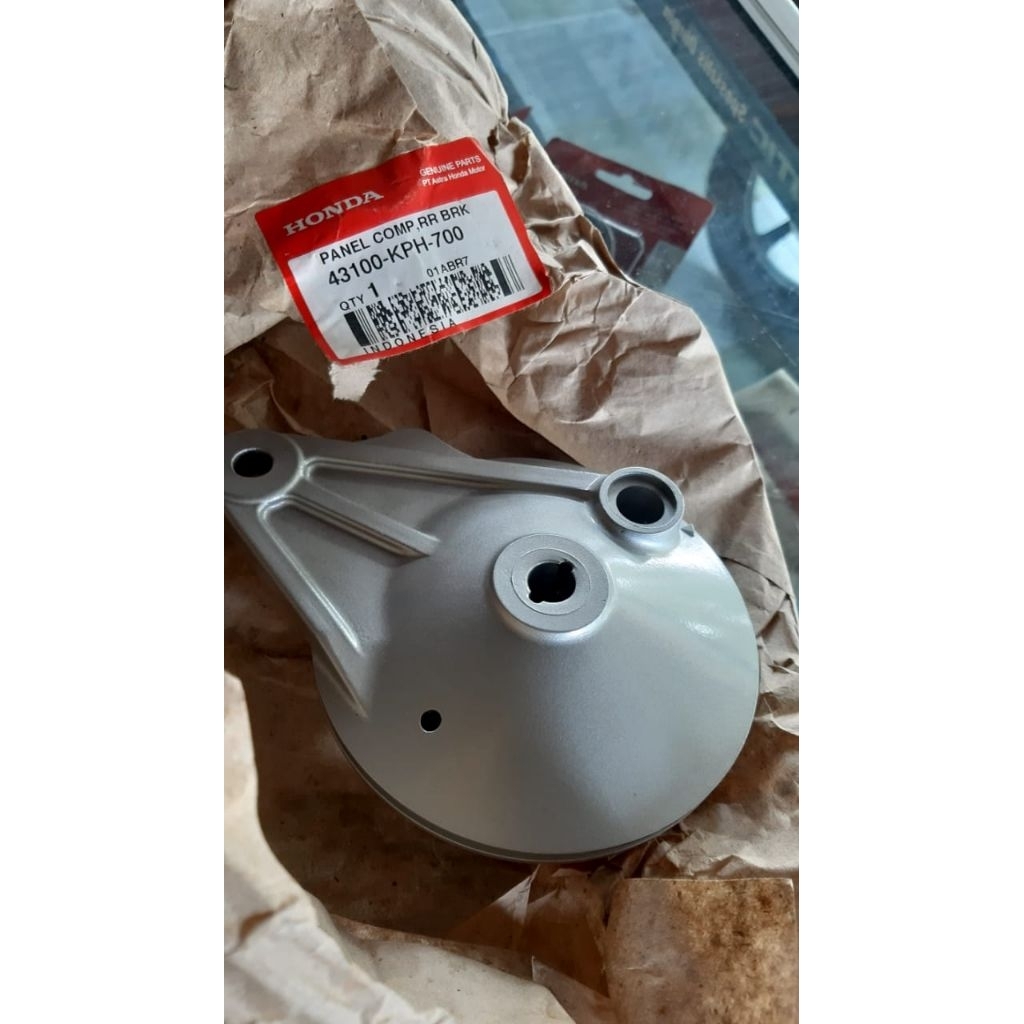 43100KPH700 Panel Tutup Tromol Belakang Supra X 125 Original AHM 43100-KPH-700