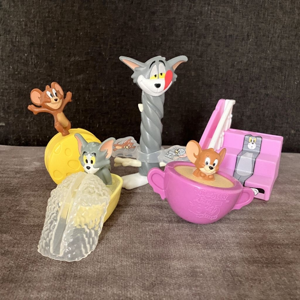 Figure Tom and Jerry Garfield