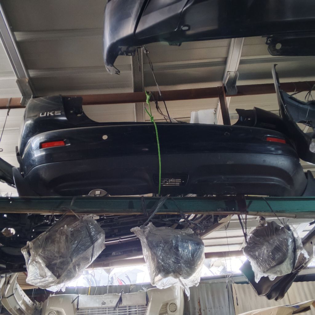 bemper belakang Nissan Juke