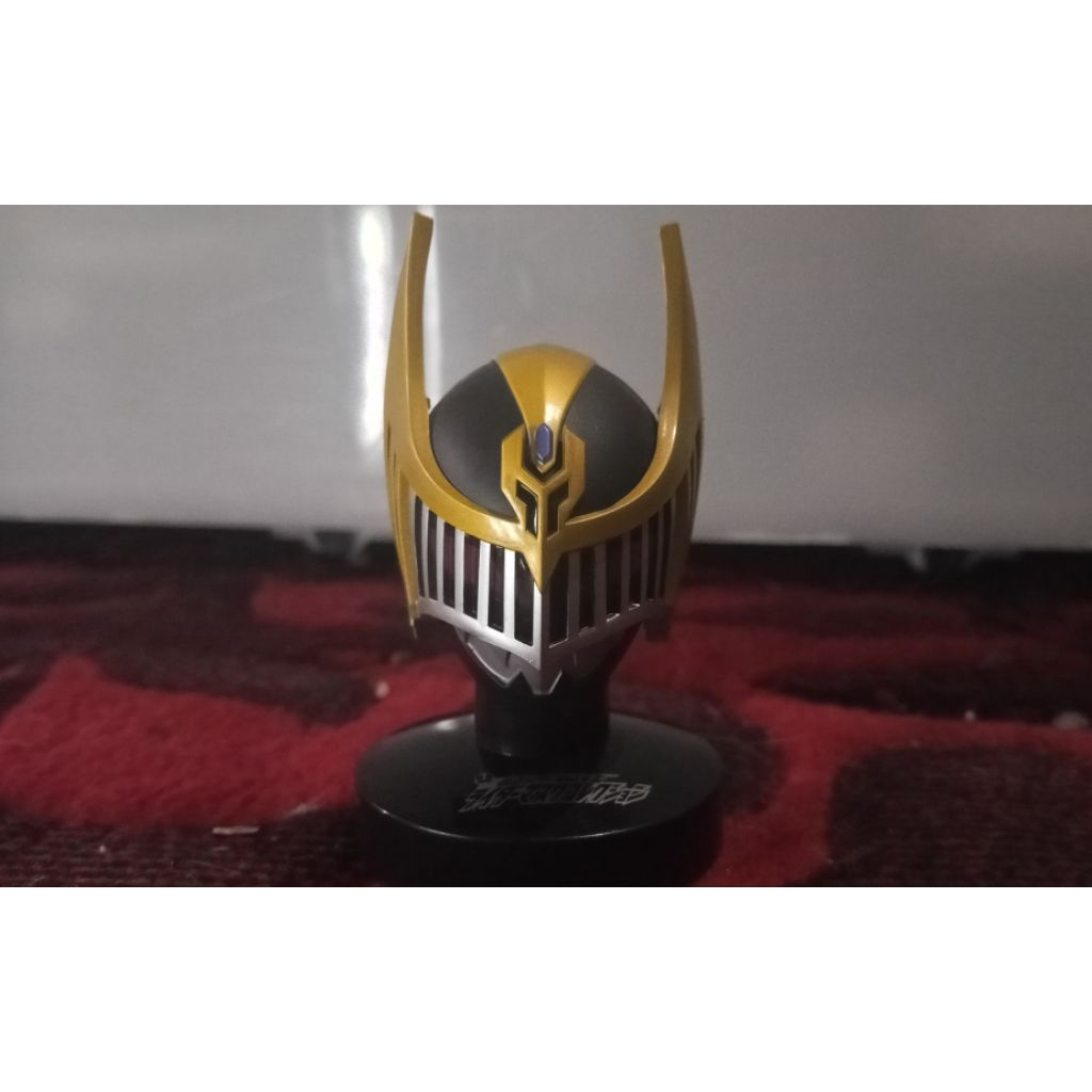 RMC Kamen Rider Knight Survive