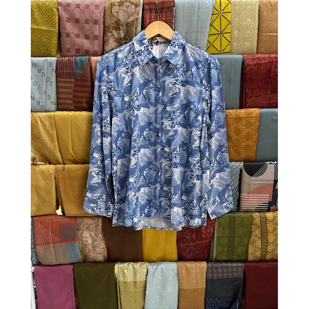 Blue Shirt - DUST, Pakaian Wanita