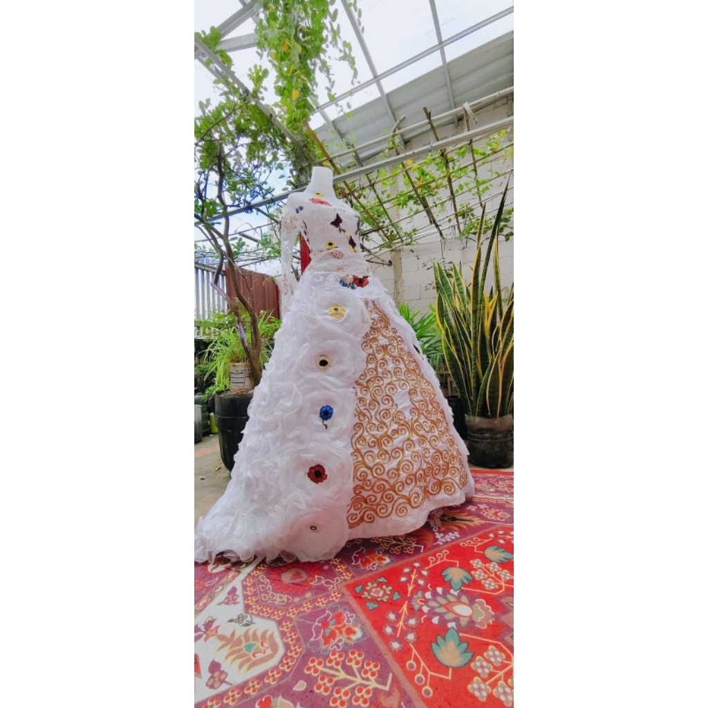 Gaun Noni Belanda Putih Lengan Panjang Cantik - Prewedding - Prawedding - Karnaval