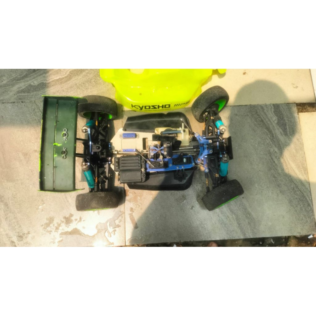 kit Rc mobil remote engine nitro buggy 1/8 kyosho