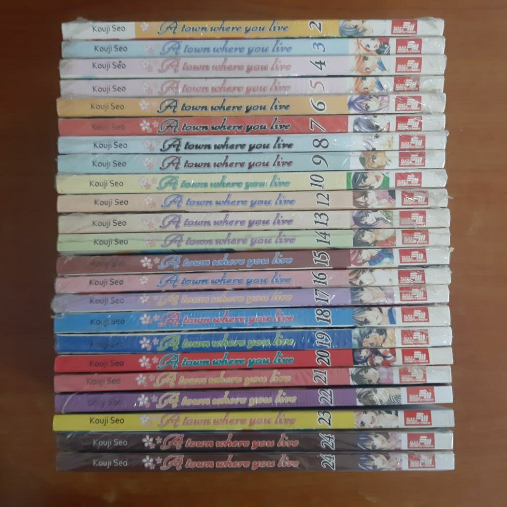 A TOWN WHERE YOU LIVE - KOMIK ORI GRAMEDIA -- SEGEL - JUAL SATUAN