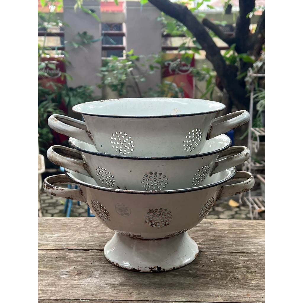 Set Bakul / Tempat Nasi Jadul Bahan Enamel Ukuran Besar Sedang Kecil